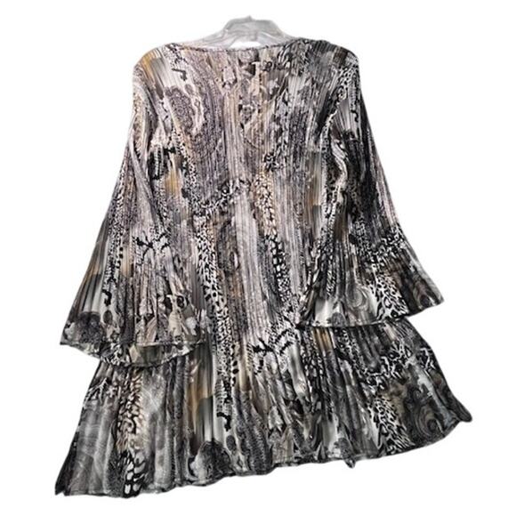 Avenue Animal Print Boho Blouse | Size 26/28 | Flowing Plus Size Statement Top - Picture 2 of 8